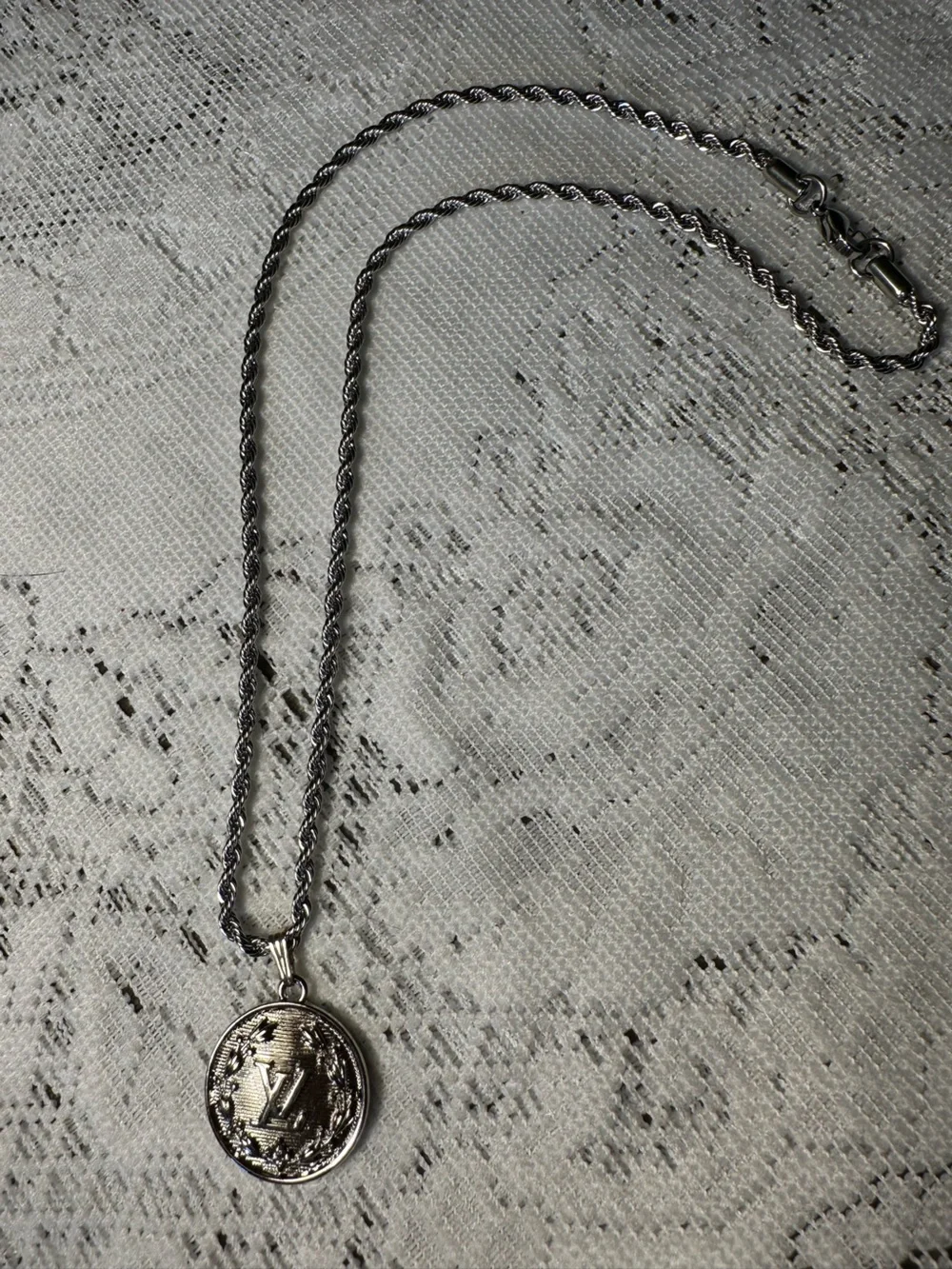 Silver Medallion Pendant Necklace - Silver - Picture 4 of 5